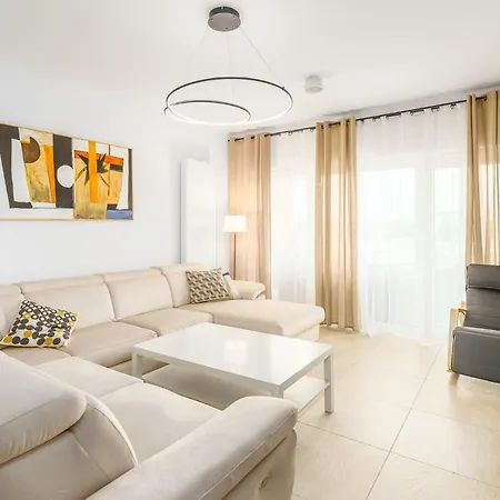 Apartment Aquamarina Prima 34 By Renters Miedzyzdroje